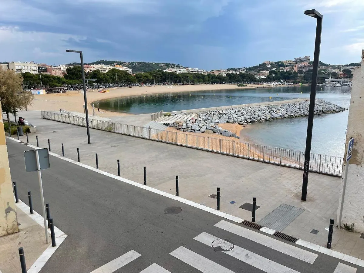 Arena, Exquisito Apartamento Con Aire Acondicionado En La Playa Sant Feliu de Guíxols España
