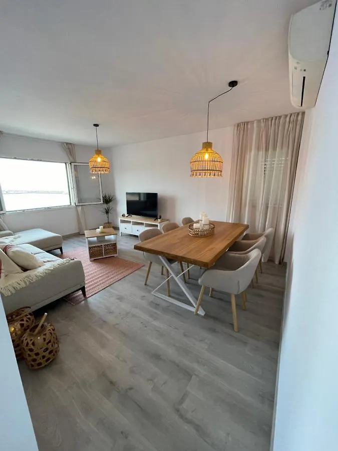 Arena, Exquisito Apartamento Con Aire Acondicionado En La Playa Sant Feliu de Guíxols